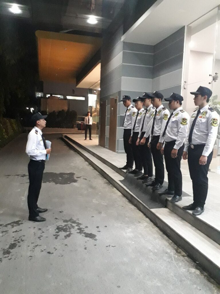 Bảng giá thuê bảo vệ chuyên nghiệp theo dịch vụ