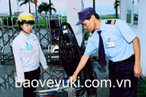 Quản lý tài sản và quy tắc ra vào công ty