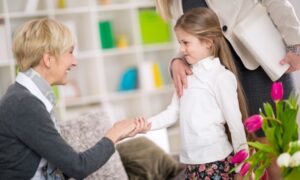 Thuê dịch vụ bảo vệ Yuki Sepre24 đề thuận tiện bảo vệ thân nhân